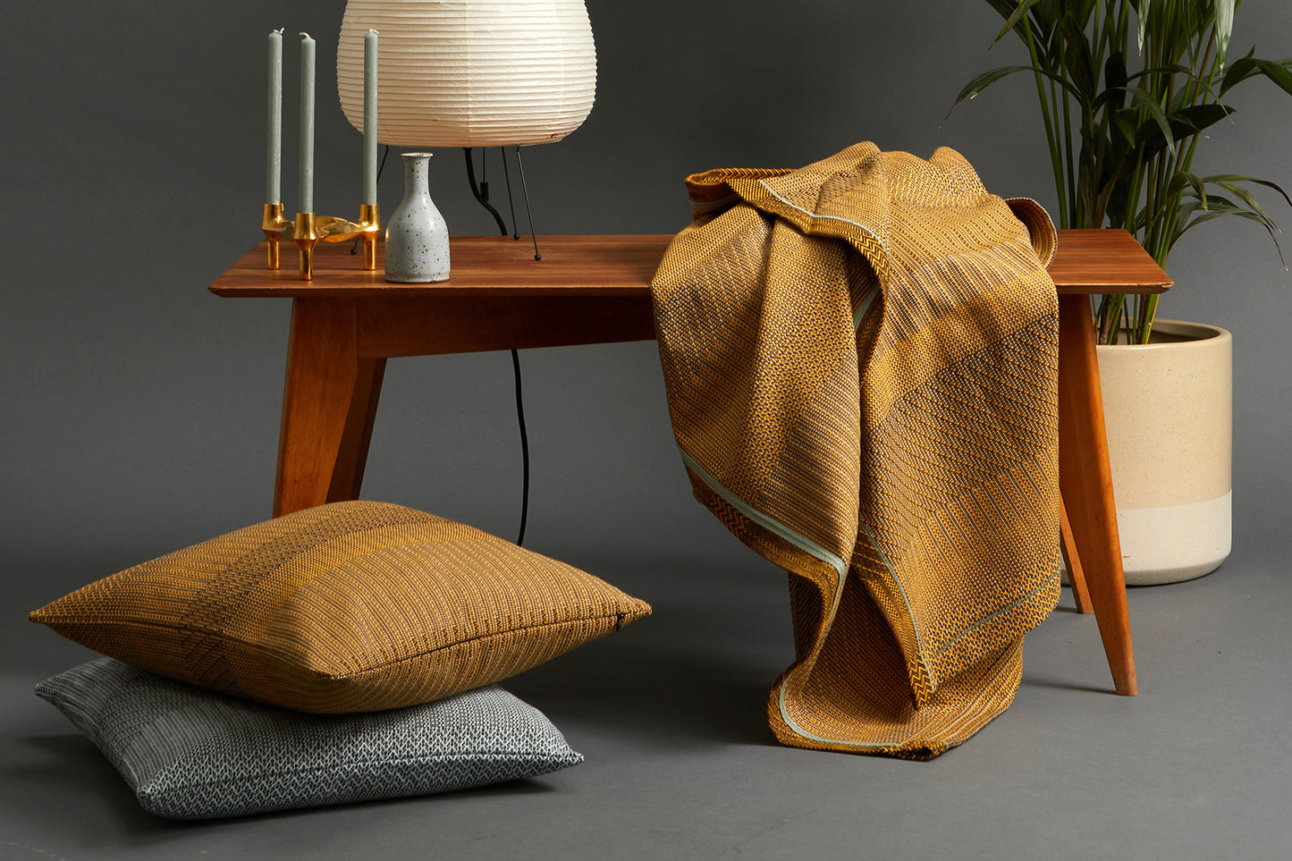 Senape Throw