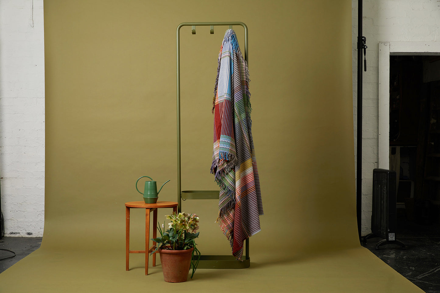 Joan Throw