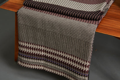 Vinaccia Throw
