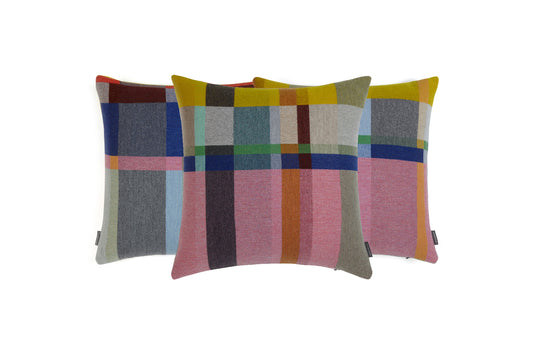 Lloyd Cushion