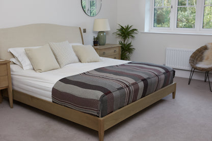 Vinaccia Throw